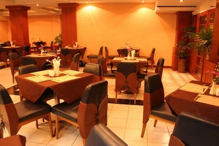 Imagen del bar/restaurante del Hotel Serenity Chiang Mai Hotel. Foto 1
