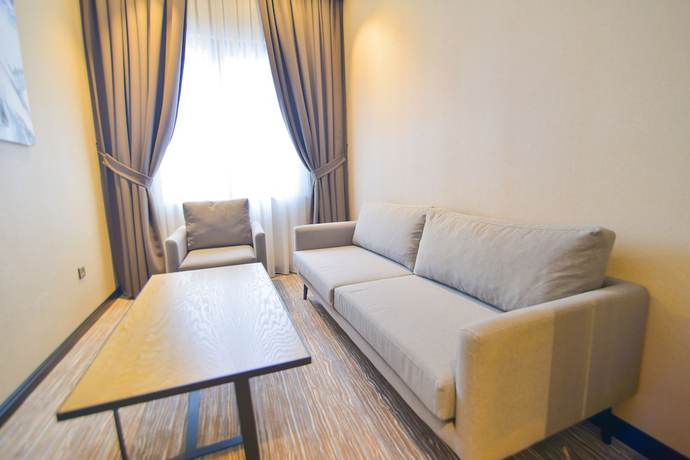 Imagen de la habitación del Hotel Serenity Comfort. Foto 10