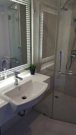 Imagen general del Hotel Serenity Condo Wongamat By Patsamon. Foto 10
