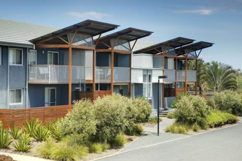 Imagen de la habitación del Hotel Serenity Diamond Beach. Foto 5