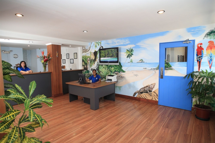 Imagen de los interiores del Hotel Serenity. Foto 7