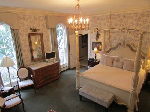Imagen de la habitación del Hotel Serenity Inn Newport. Foto 2
