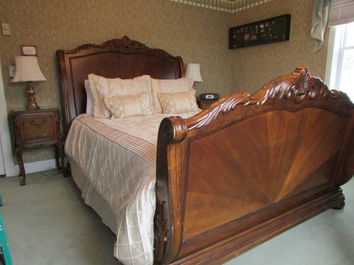 Imagen de la habitación del Hotel Serenity Inn Newport. Foto 5