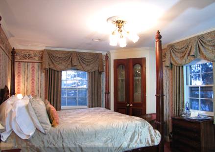 Imagen de la habitación del Hotel Serenity Inn Newport. Foto 12