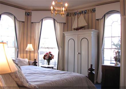 Imagen de la habitación del Hotel Serenity Inn Newport. Foto 14