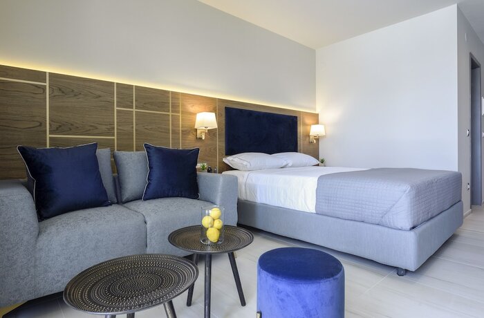 Imagen de la habitación del Hotel Serenity Suites, Sitonia. Foto 17