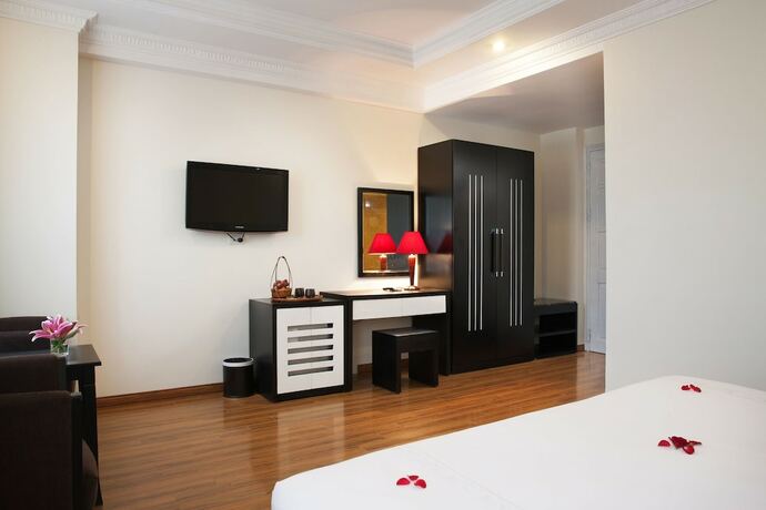 Imagen de la habitación del Hotel Serenity Villa. Foto 7