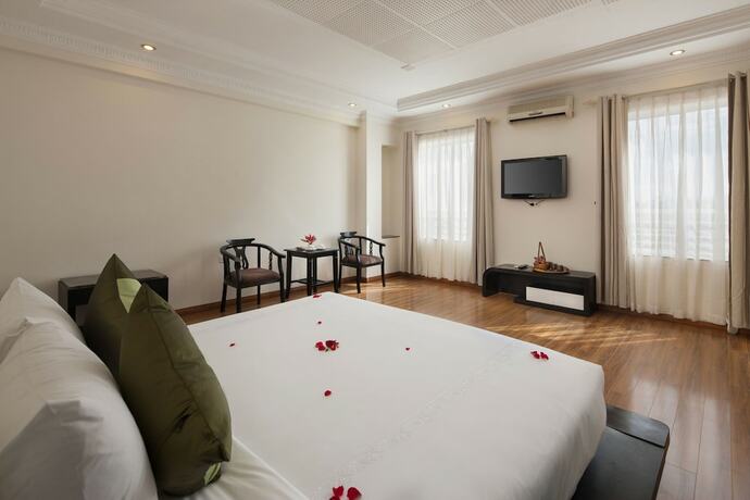 Imagen de la habitación del Hotel Serenity Villa. Foto 12