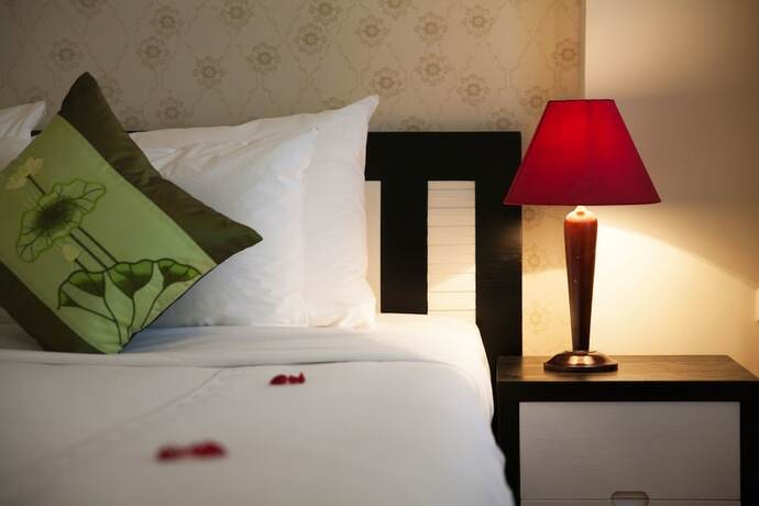 Imagen de la habitación del Hotel Serenity Villa. Foto 18