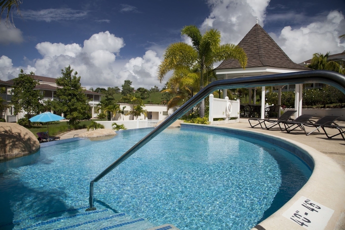 Imagen general del Hotel Serenity Villas. Foto 1