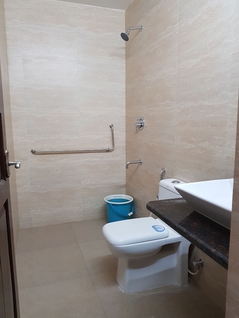 Imagen de la habitación del Hotel Serenity by the Sea Beach Resort. Foto 13