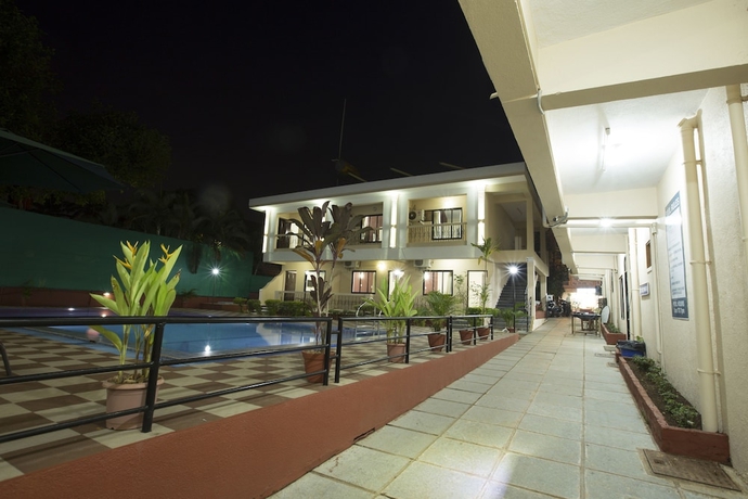 Imagen de la piscina del Hotel Serenity by the Sea Beach Resort. Foto 15