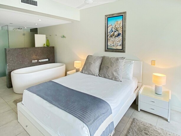 Imagen de la habitación del Hotel Serenity on Magnetic. Foto 18