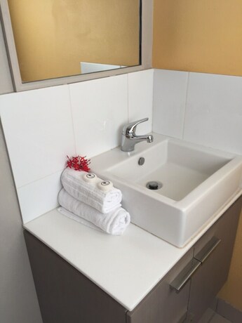 Imagen de la habitación del Hotel Serenity on Magnetic. Foto 19