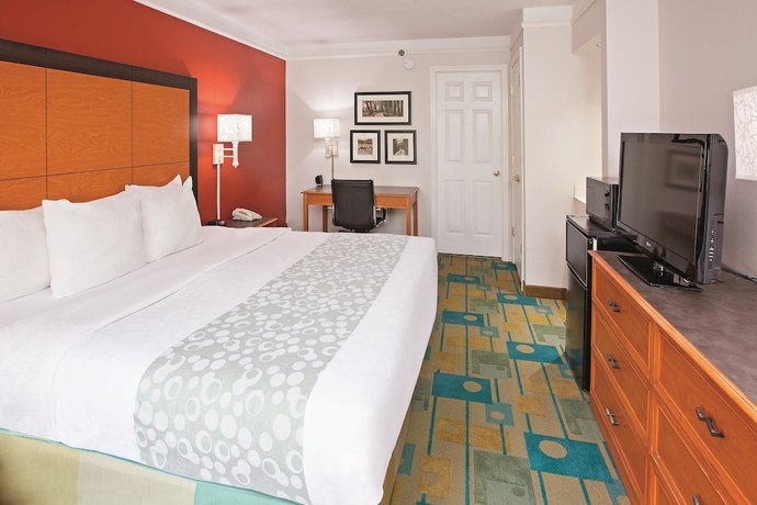 Imagen de la habitación del Hotel SerenityStay Chattanooga/Hamilton Place. Foto 12