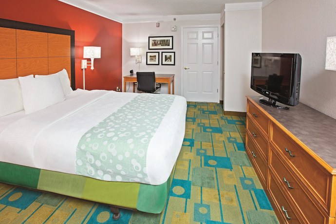 Imagen de la habitación del Hotel SerenityStay Chattanooga/Hamilton Place. Foto 13