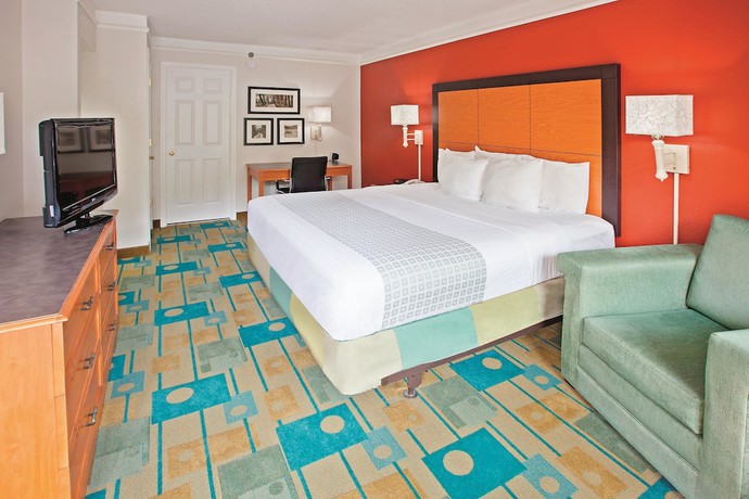 Imagen de la habitación del Hotel SerenityStay Chattanooga/Hamilton Place. Foto 14