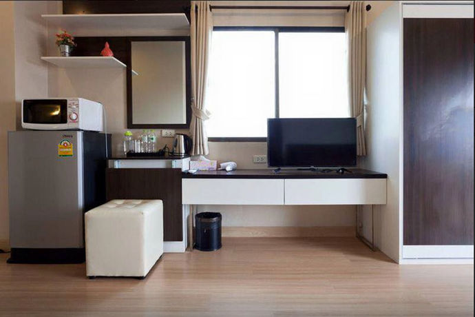 Imagen de la habitación del Hotel Sereno Airport. Foto 7