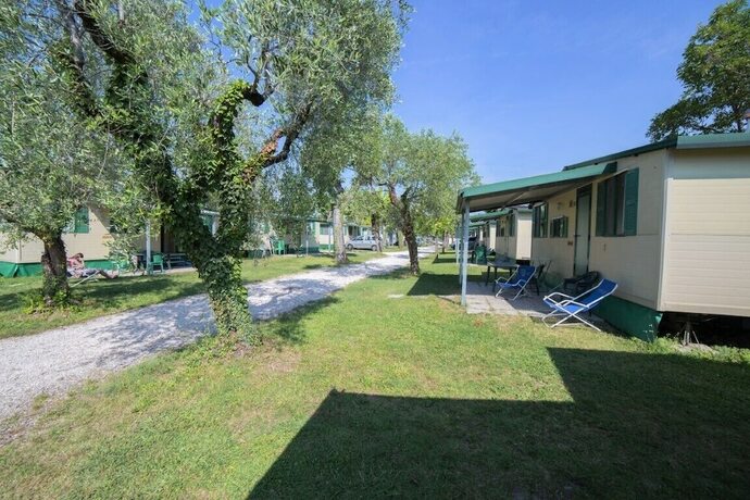 Imagen general del Hotel Sereno Camping Holiday. Foto 4