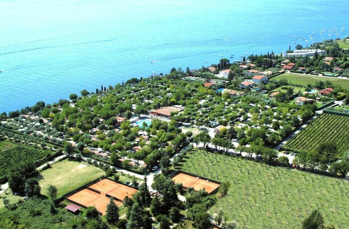 Imagen general del Hotel Sereno Camping Holiday. Foto 9