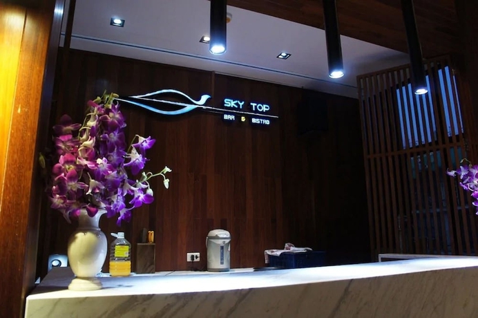 Imagen de los interiores del Hotel Serenotel Pattaya Beach Front. Foto 15