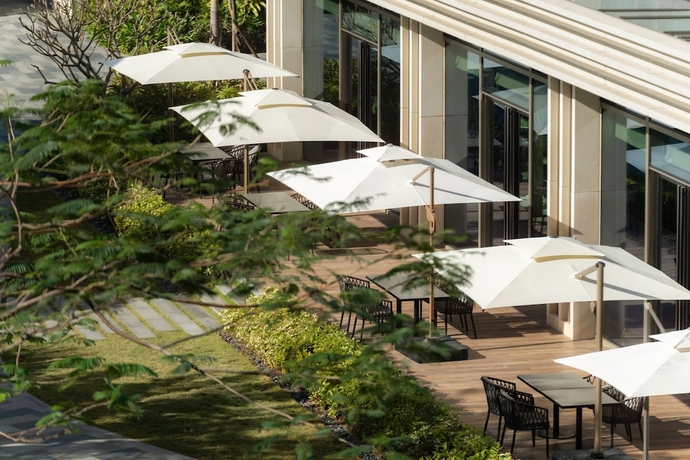 Imagen del bar/restaurante del Hotel Serensia Woods. Foto 6