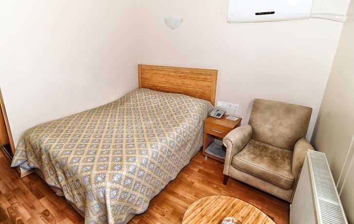 Imagen de la habitación del Hotel Serenti. Foto 2