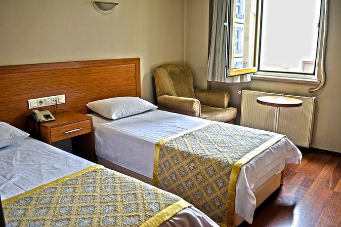 Imagen de la habitación del Hotel Serenti. Foto 3