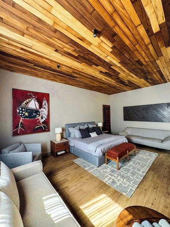 Imagen de la habitación del Hotel Serenzzo and Cuisine. Foto 6