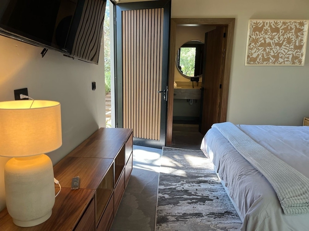Imagen de la habitación del Hotel Serenzzo and Cuisine. Foto 11
