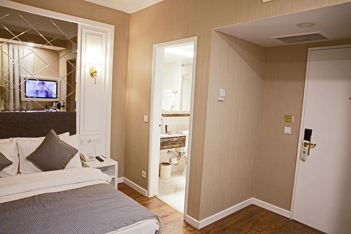 Imagen de la habitación del Hotel Seres. Foto 5