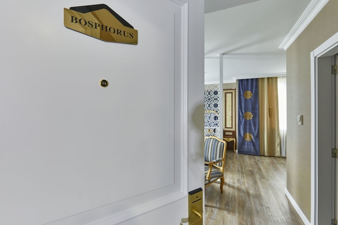 Imagen de la habitación del Hotel Seres. Foto 13