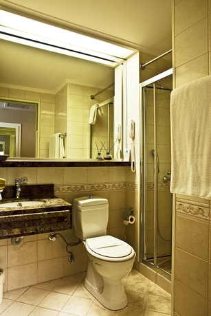 Imagen de la habitación del Hotel Seres. Foto 15