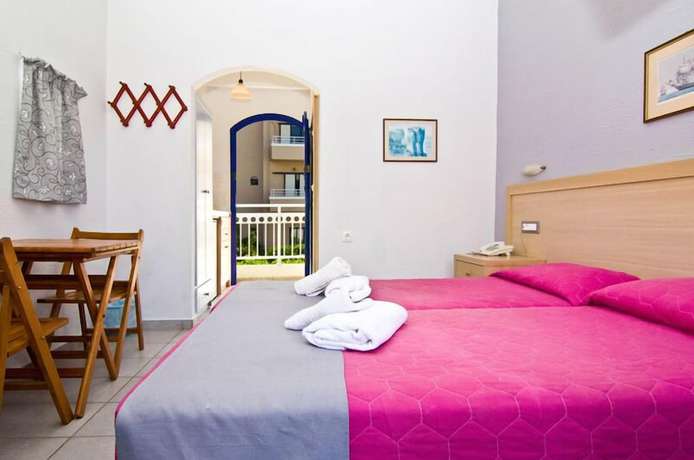 Imagen de la habitación del Hotel Sergiani Garden. Foto 3