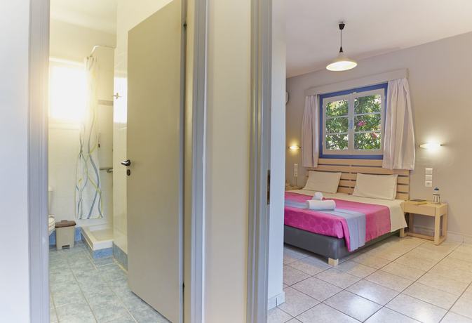 Imagen de la habitación del Hotel Sergiani Garden. Foto 9