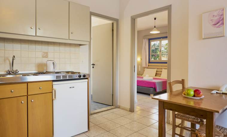 Imagen de la habitación del Hotel Sergiani Garden. Foto 15