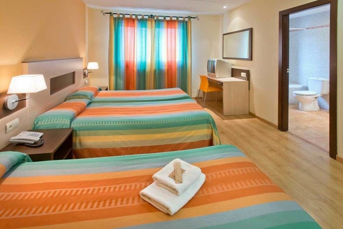 Imagen de la habitación del Hotel Serhs Ski Port del Comte. Foto 2