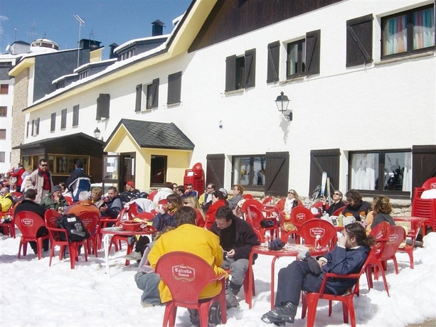Imagen de los exteriores del Hotel Serhs Ski Port del Comte. Foto 13