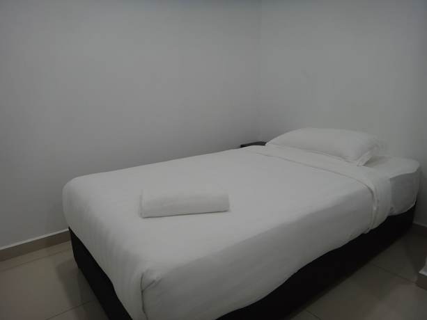 Imagen de la habitación del Hotel Seri Geliga. Foto 17