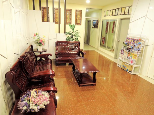 Imagen de los interiores del Hotel Seri Nilai. Foto 18