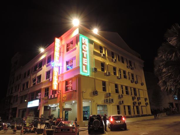 Imagen de los exteriores del Hotel Seri Nilai. Foto 17