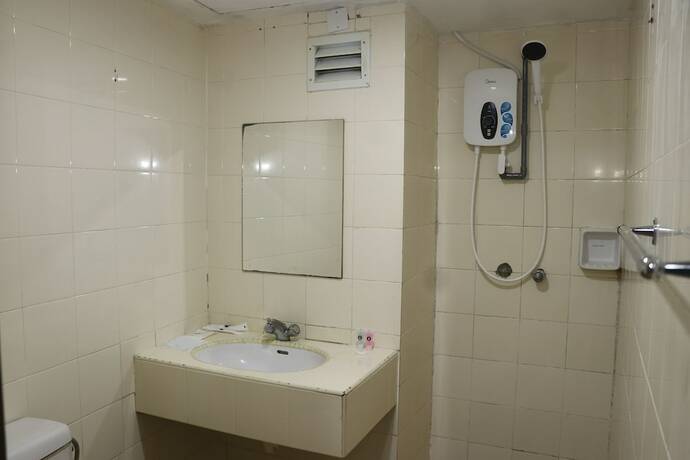 Imagen general del Hotel Seri Putra. Foto 3