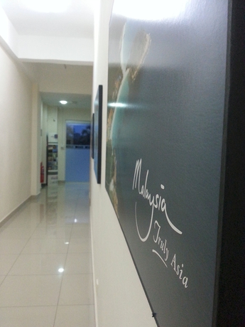 Imagen de los interiores del Hotel Seri Raha. Foto 9