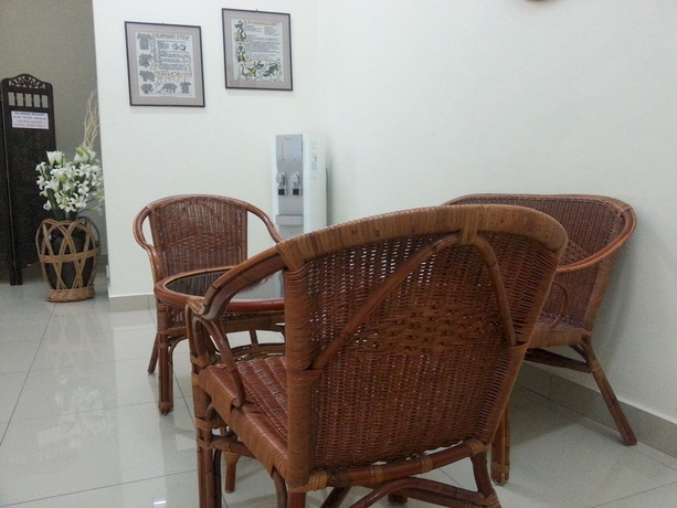 Imagen de los interiores del Hotel Seri Raha. Foto 10