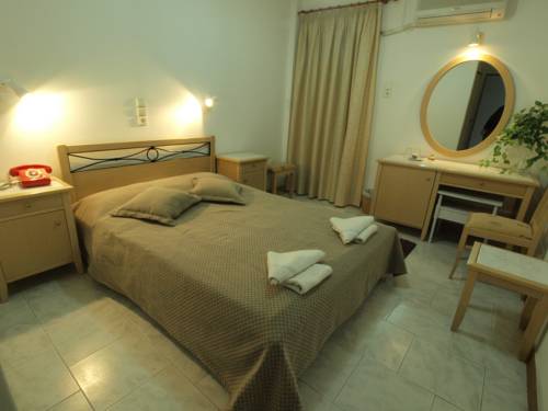 Imagen de la habitación del Hotel Serifos Beach. Foto 3