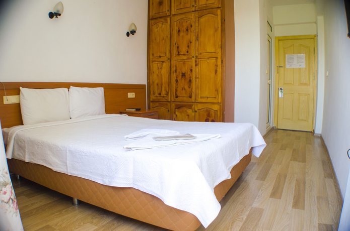 Imagen de la habitación del Hotel Seril 1. Foto 19