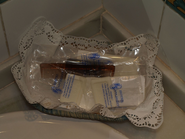 Imagen de la habitación del Hotel Serit. Foto 3