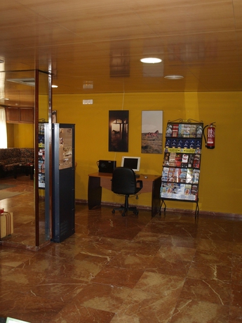 Imagen de los interiores del Hotel Serit. Foto 7