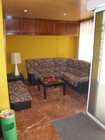 Imagen de los interiores del Hotel Serit. Foto 8