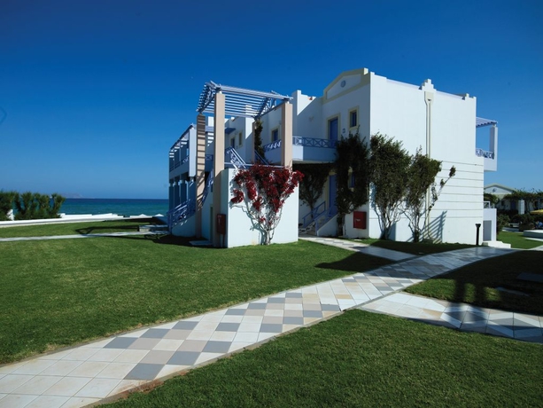 Imagen de los exteriores del Hotel Serita Beach. Foto 6